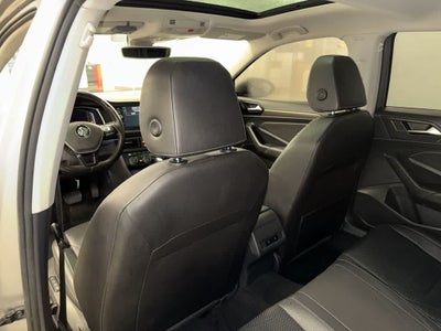 Volkswagen Jetta SEL Premium 2019