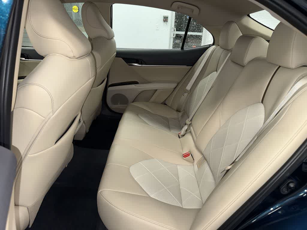 Toyota Camry XLE 2019