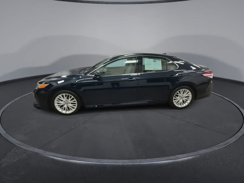 Toyota Camry XLE 2019