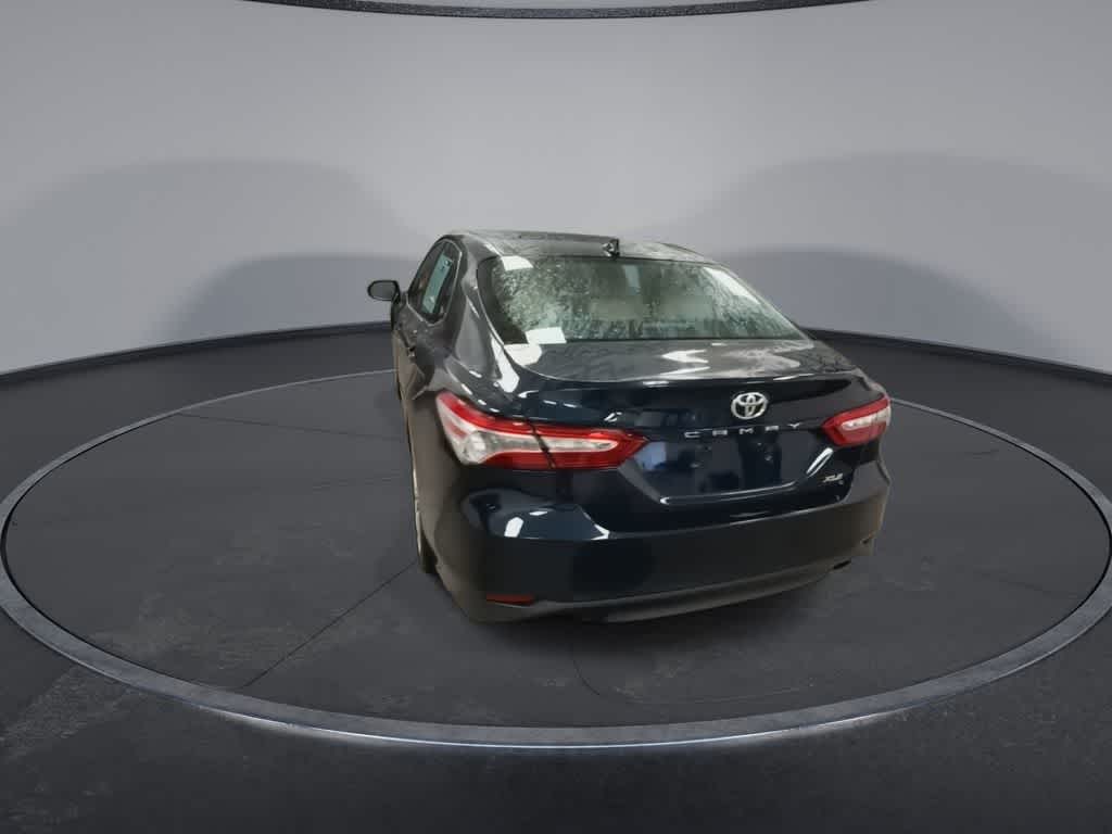Toyota Camry XLE 2019