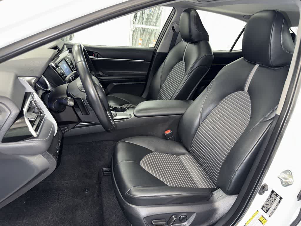 Toyota Camry SE 2018