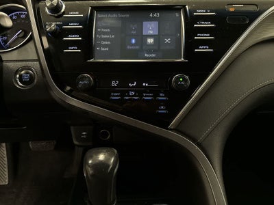 Toyota Camry SE 2018