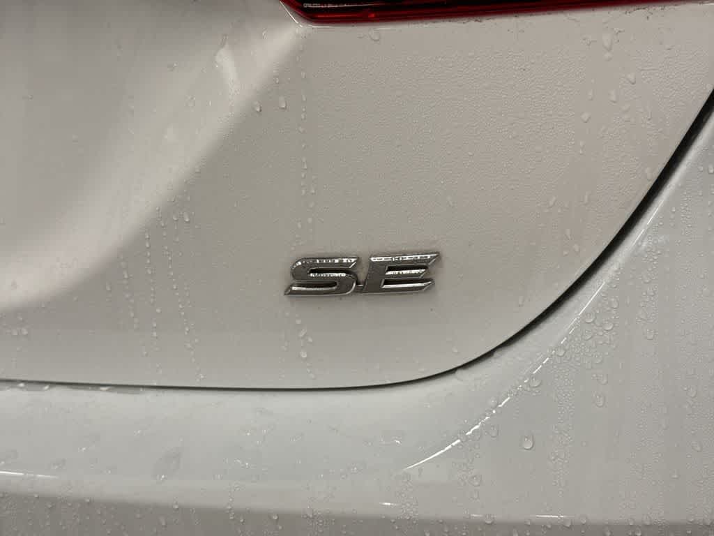 Toyota Camry SE 2018