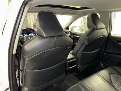 Toyota Camry SE 2018