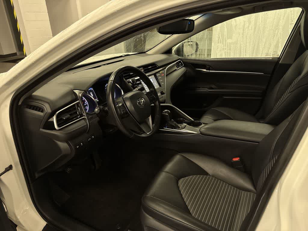 Toyota Camry SE 2018