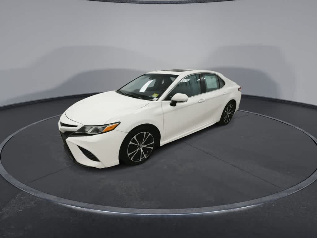 Toyota Camry SE 2018