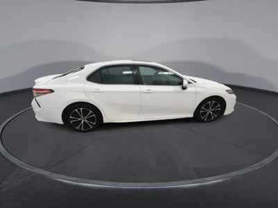 Toyota Camry SE 2018