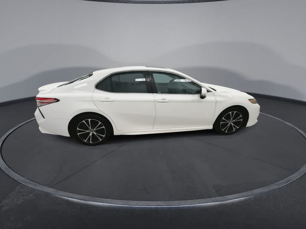 Toyota Camry SE 2018
