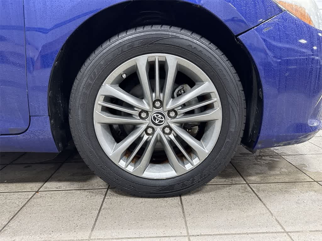 Toyota Camry SE 2016