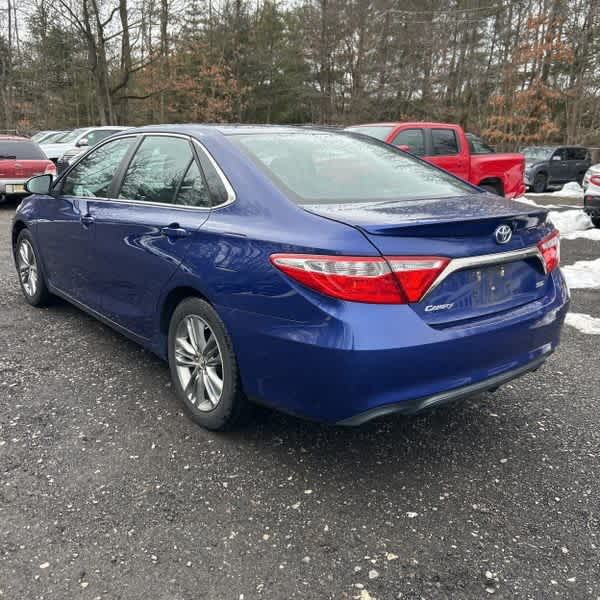 Toyota Camry SE 2016