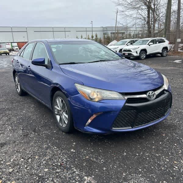 Toyota Camry SE 2016