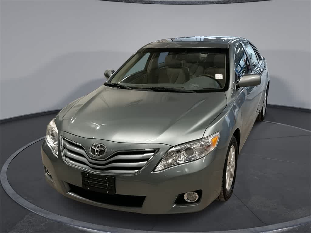 Toyota Camry XLE 2011