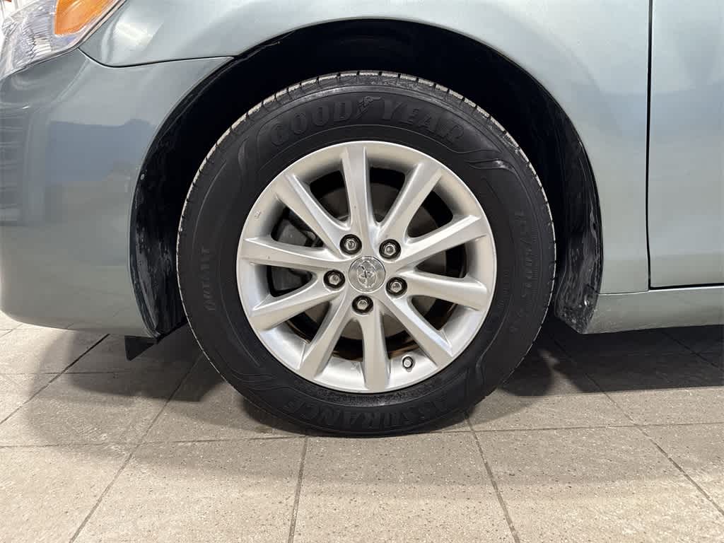 Toyota Camry XLE 2011