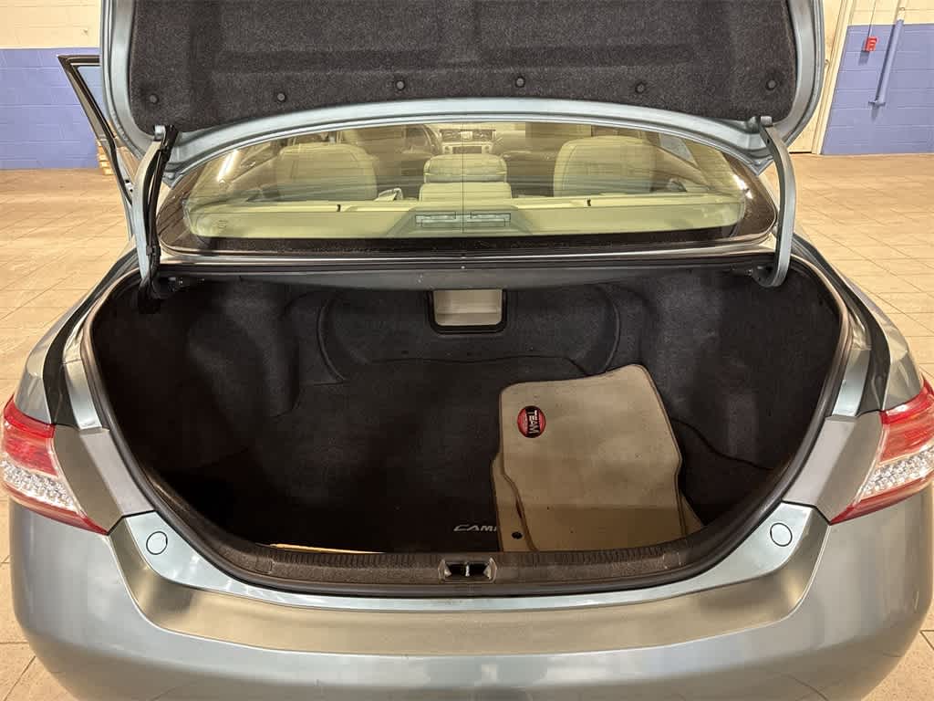 Toyota Camry XLE 2011