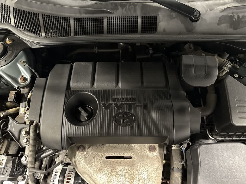 Toyota Camry XLE 2011