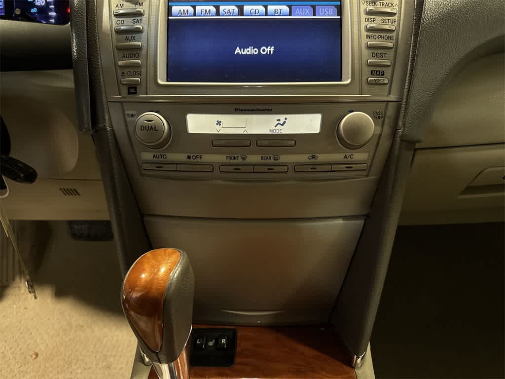 Toyota Camry XLE 2011