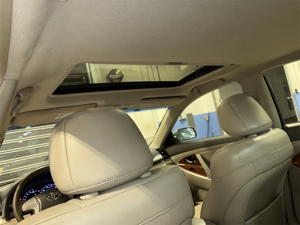 Toyota Camry XLE 2011