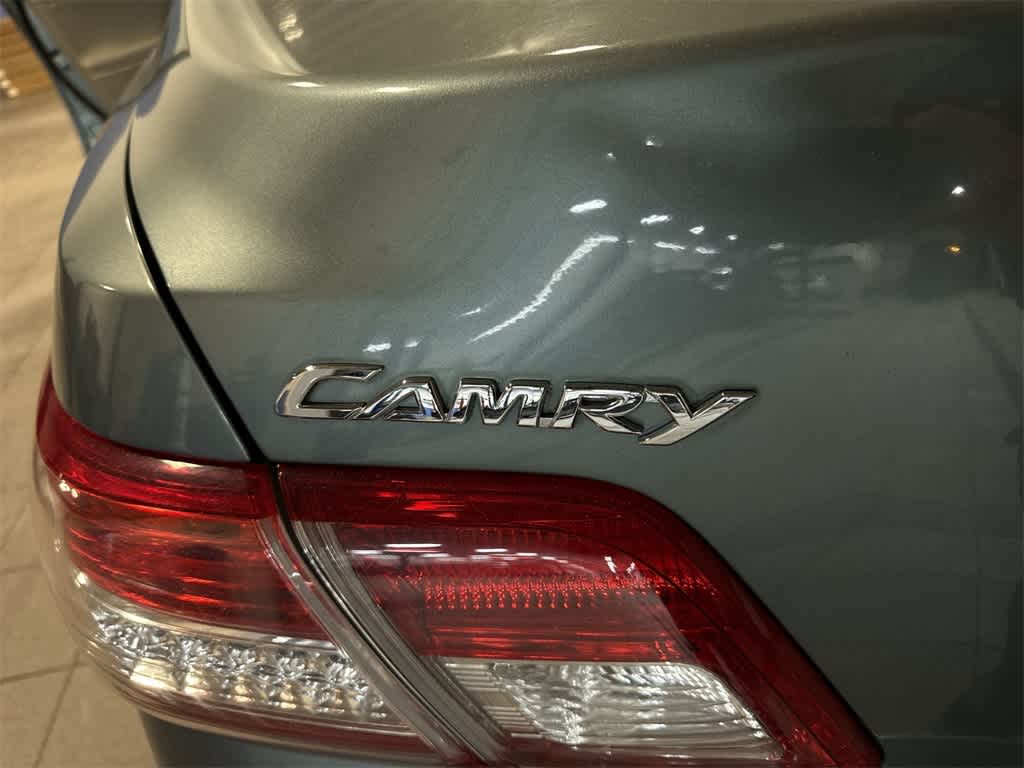 Toyota Camry XLE 2011