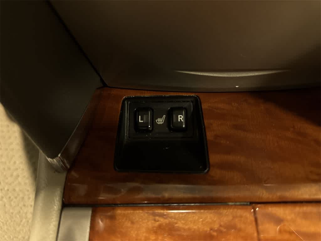 Toyota Camry XLE 2011