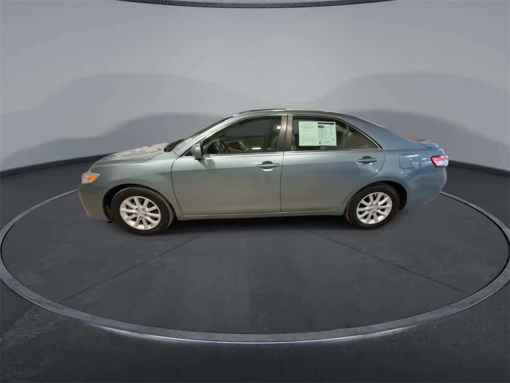 Toyota Camry XLE 2011