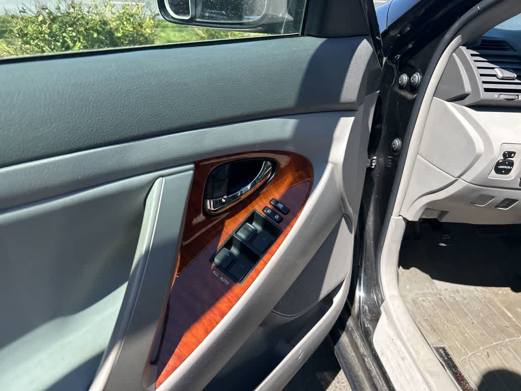 Toyota Camry XLE 2011