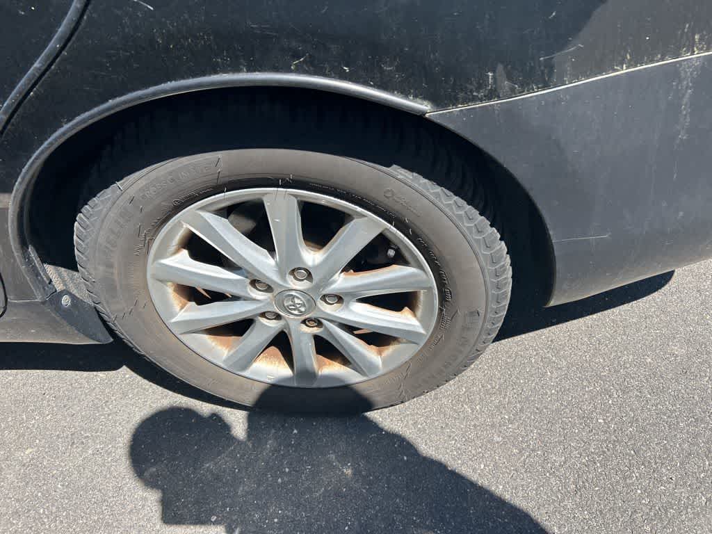 Toyota Camry XLE 2011