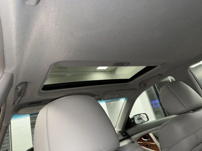 Toyota Camry XLE 2011