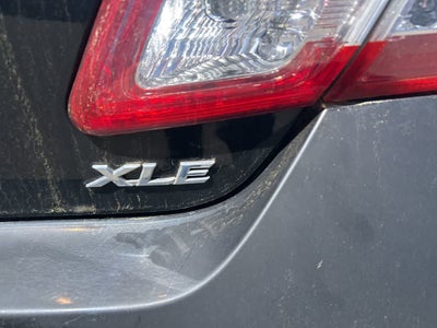 Toyota Camry XLE 2011