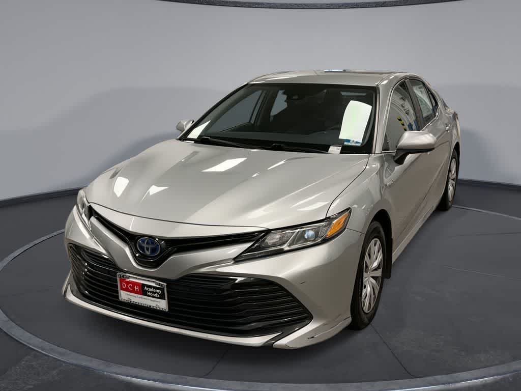 Toyota Camry Hybrid LE 2020