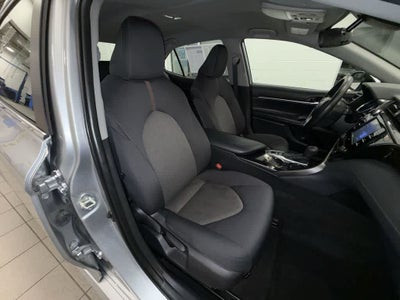 Toyota Camry Hybrid LE 2020