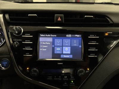 Toyota Camry Hybrid LE 2020