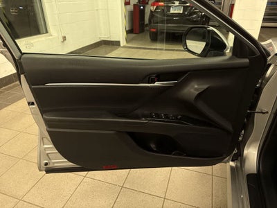 Toyota Camry Hybrid LE 2020