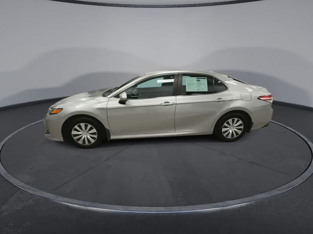 Toyota Camry Hybrid LE 2020
