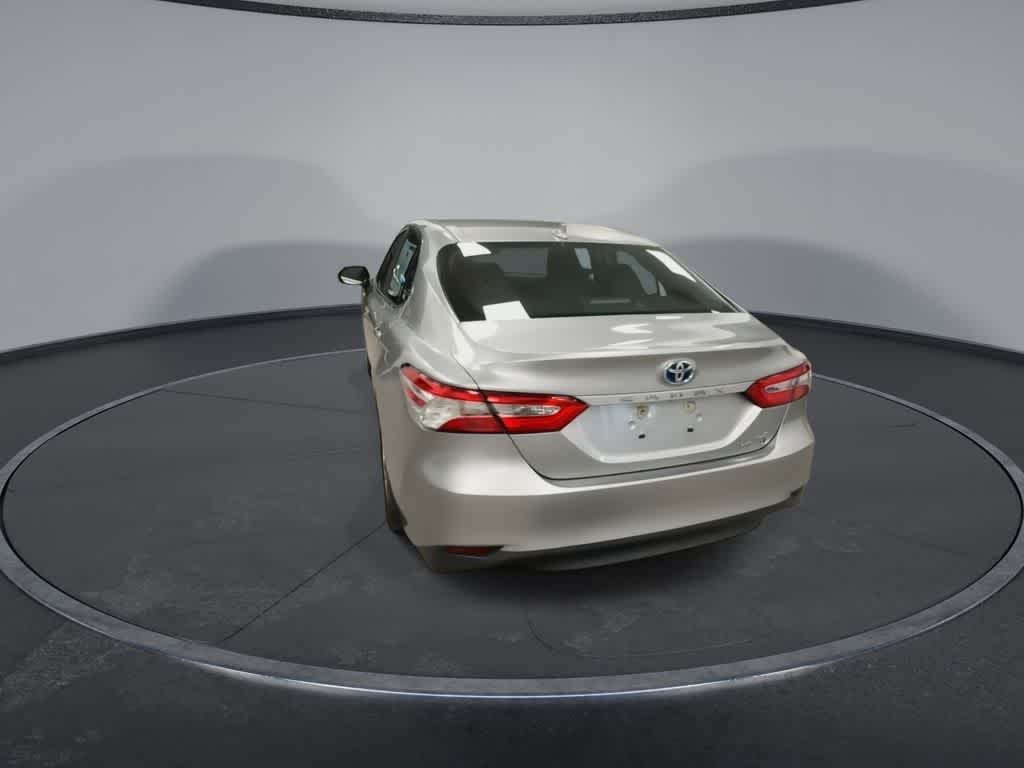 Toyota Camry Hybrid LE 2020