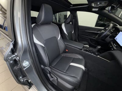 Toyota Camry SE 2026
