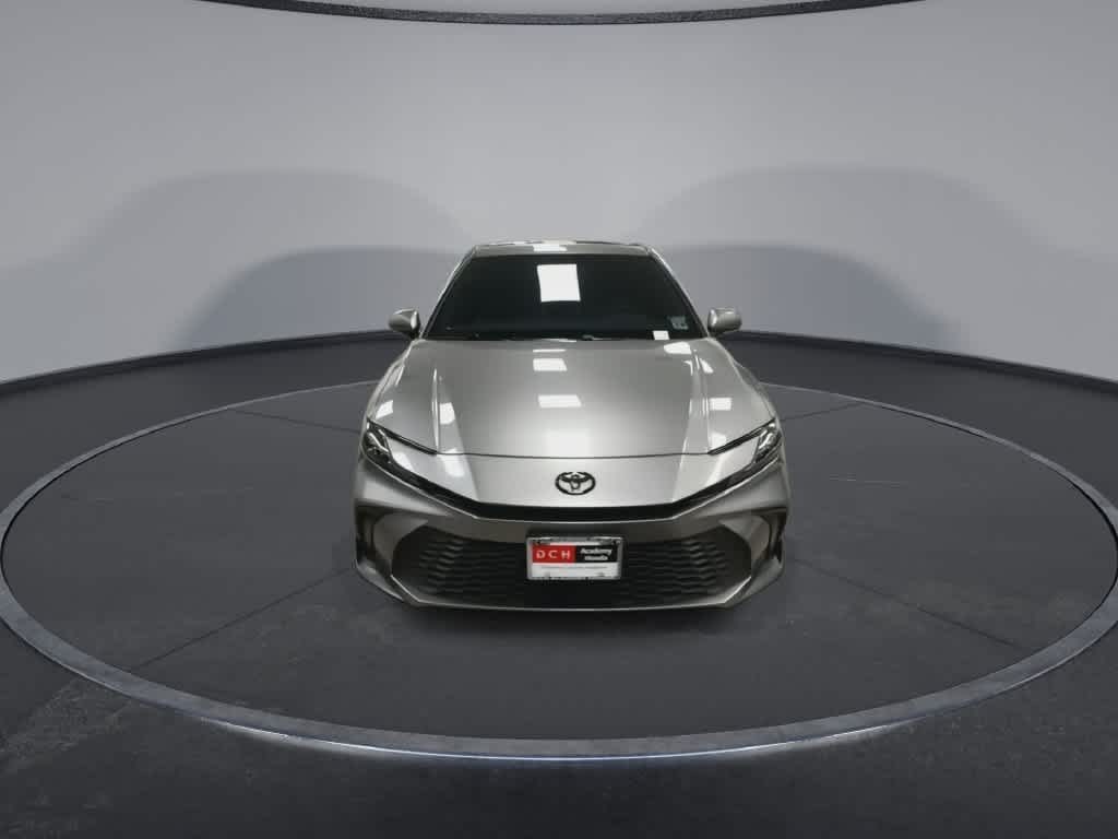 Toyota Camry SE 2026