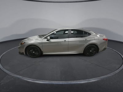 Toyota Camry SE 2026
