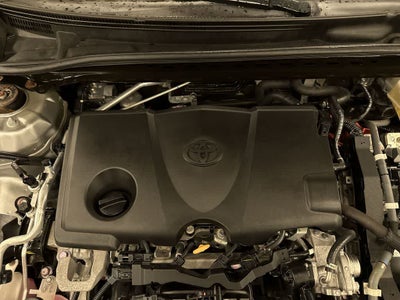 Toyota Camry Hybrid SE 2022