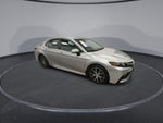 Toyota Camry Hybrid SE 2022