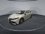 Toyota Camry Hybrid SE 2022