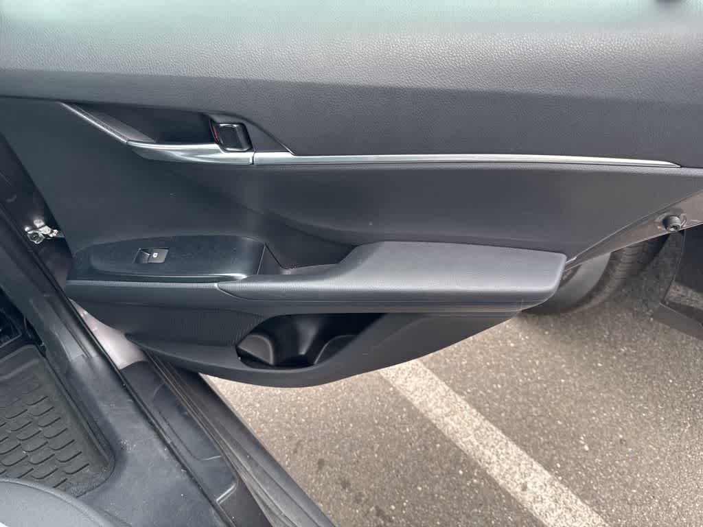 Toyota Camry LE 2020