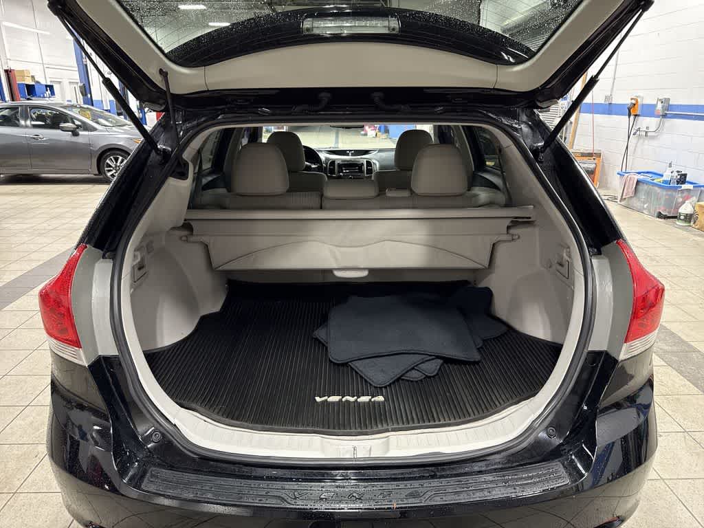 Toyota Venza LE 2012