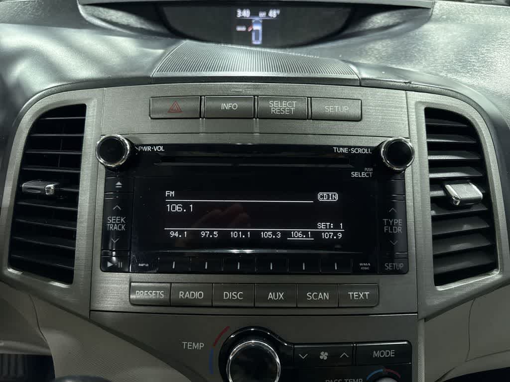 Toyota Venza LE 2012