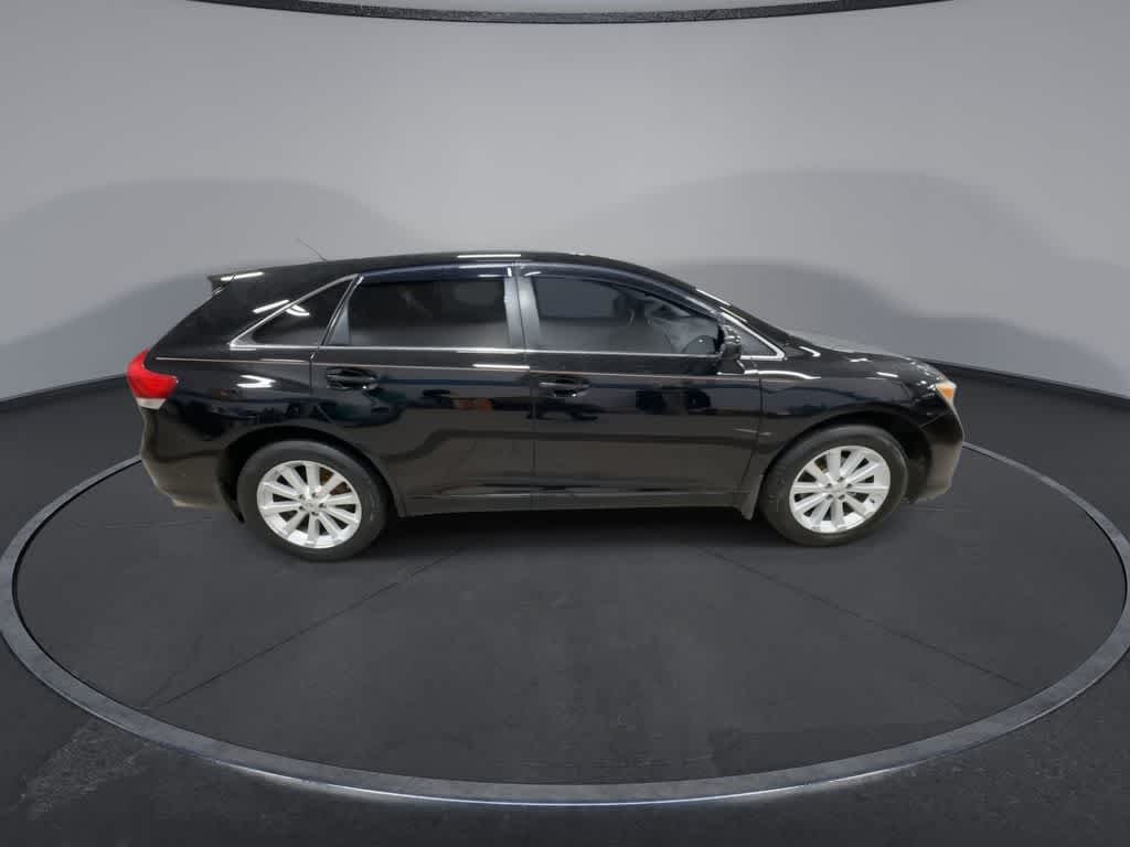 Toyota Venza LE 2012