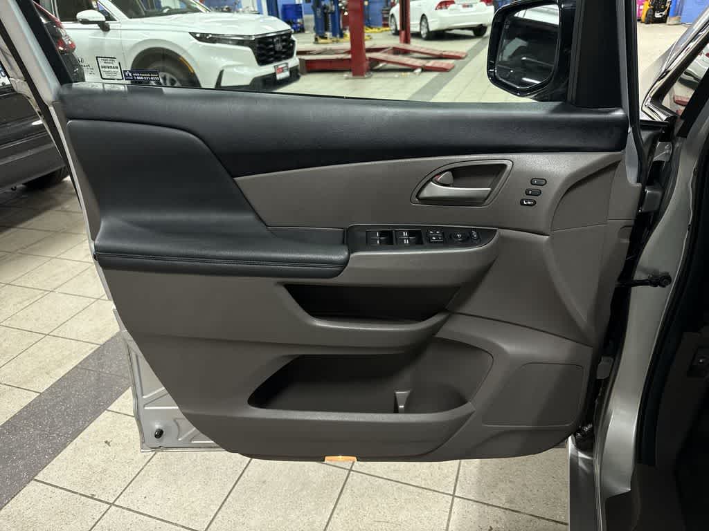 Honda Odyssey Touring 2013