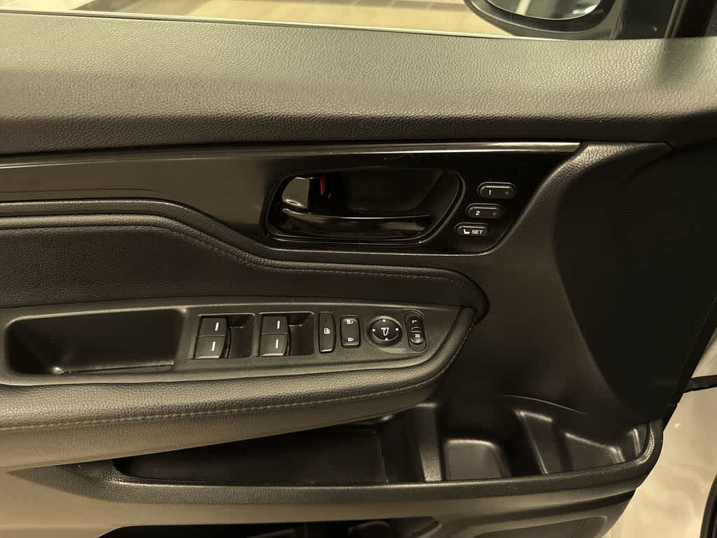 Honda Odyssey Touring 2023