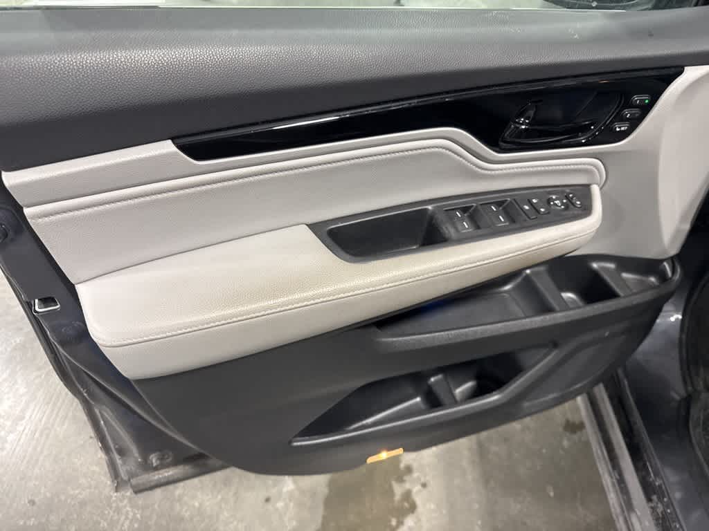 Honda Odyssey Touring 2024