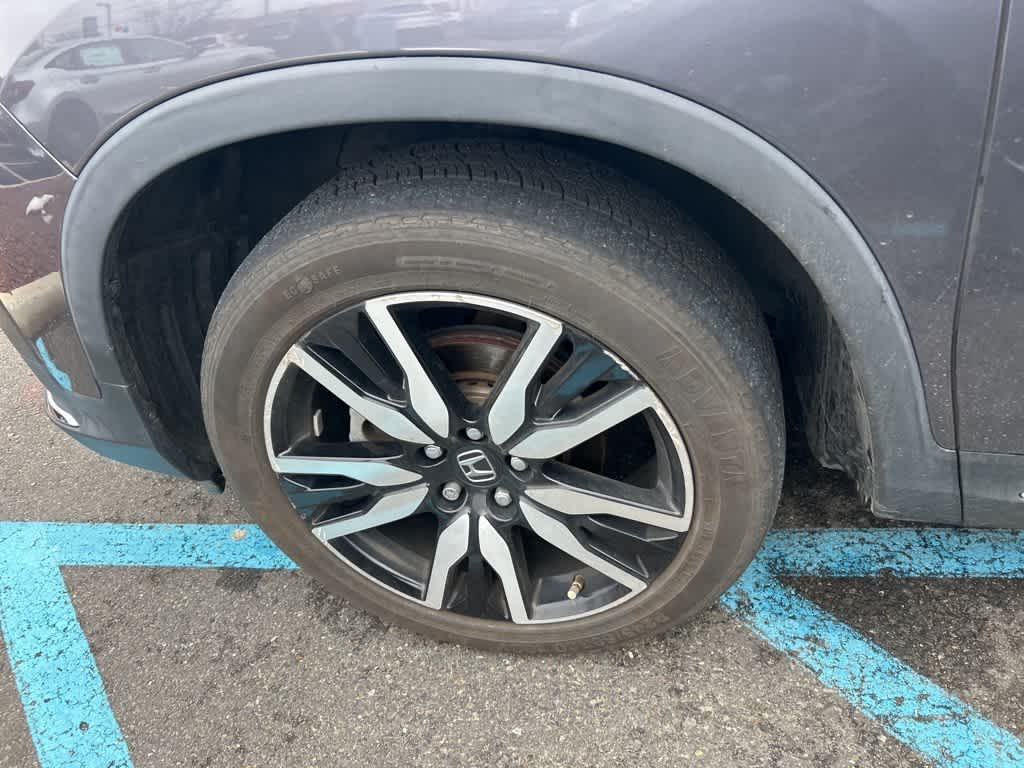 Honda Pilot Touring 2020 para 8 pasajeros