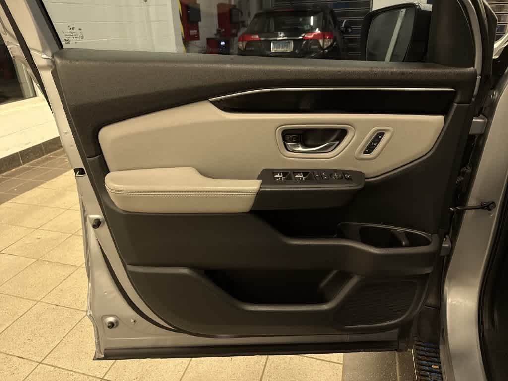 Honda Pilot Touring 2023