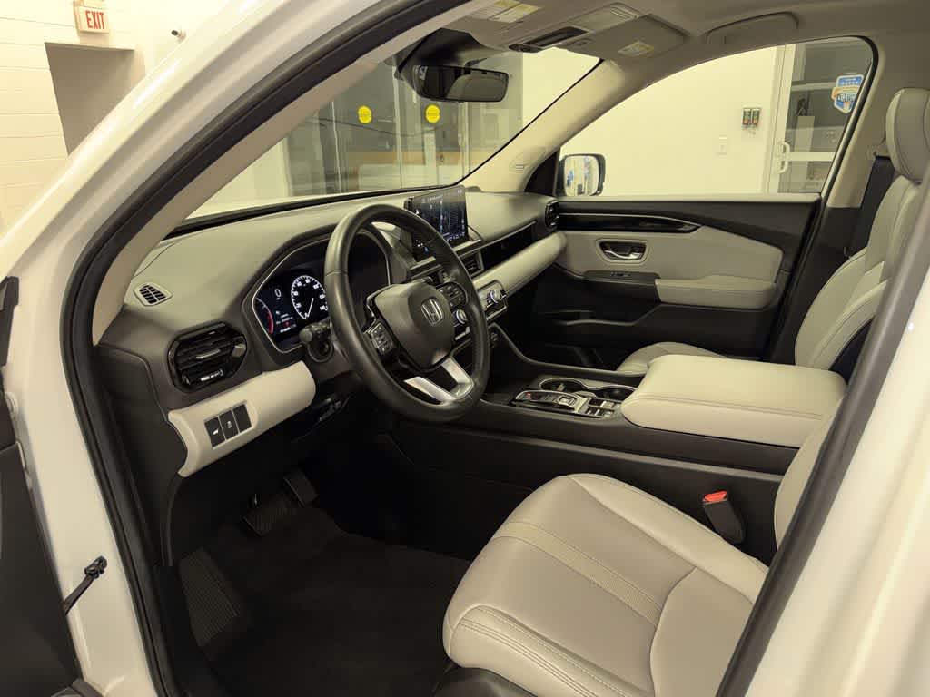 Honda Pilot Touring 2025